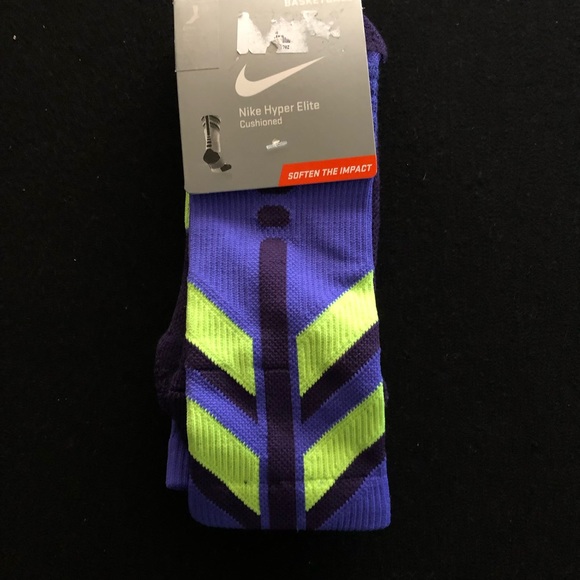 Nike Other - Nike elite basketball socks size medium NWT